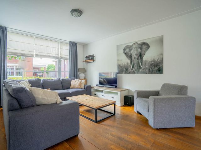Piushof 9, Aarle-Rixtel