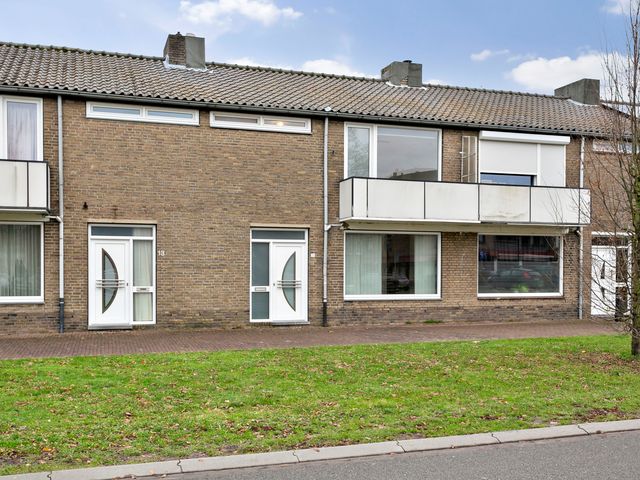 Veldekelaan 11, Beek