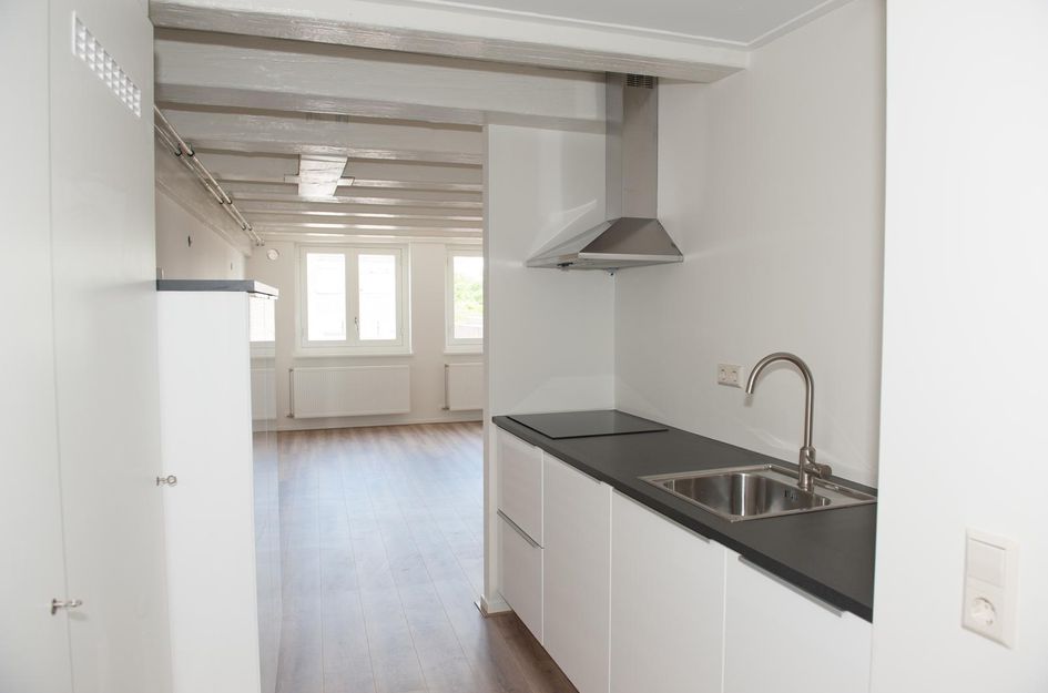Dolhuisstraat 4
