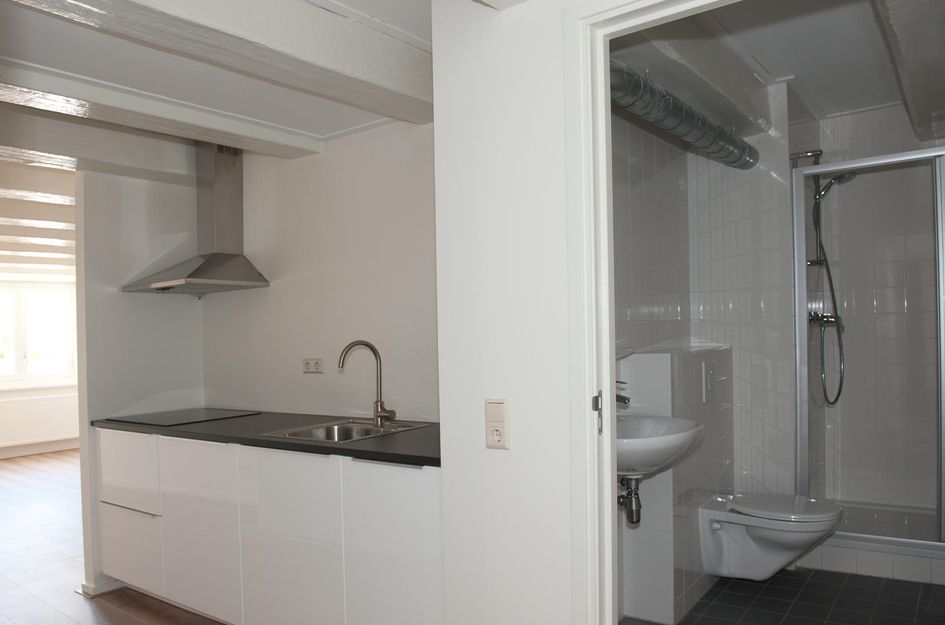 Dolhuisstraat 4