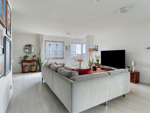 Gedempte Zalmhaven 485, Rotterdam