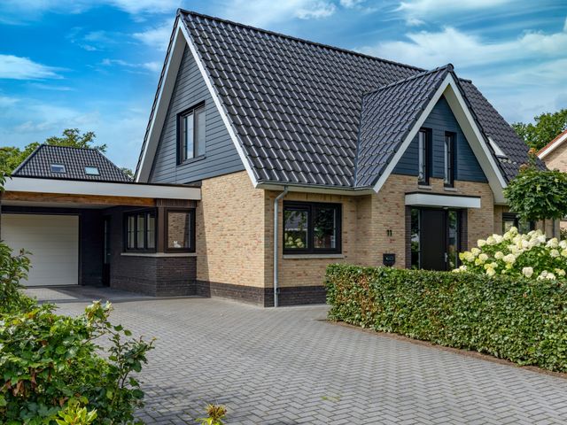 Tjeenk Willinkstraat 11, Deventer
