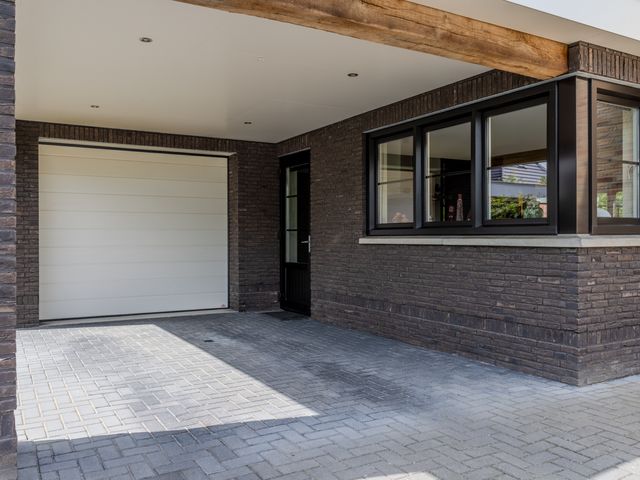 Tjeenk Willinkstraat 11, Deventer