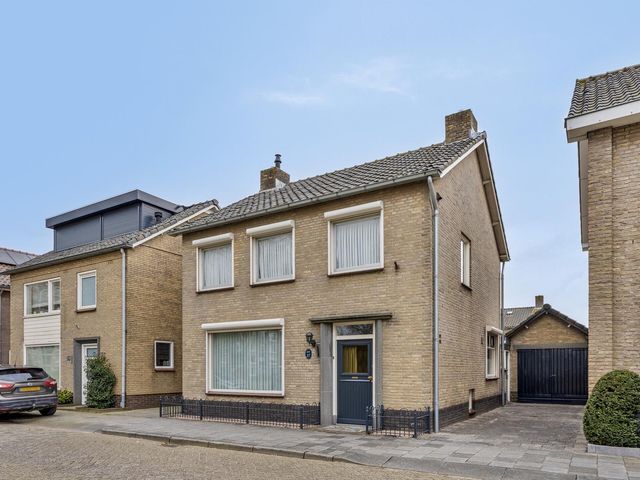 Cyclaamstraat 17, Made