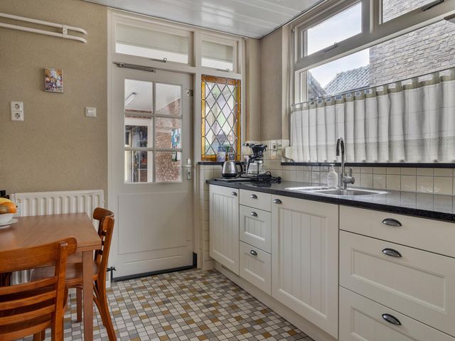 Cyclaamstraat 17, Made