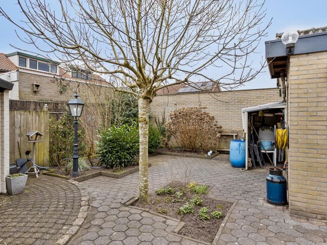 Cyclaamstraat 17, Made