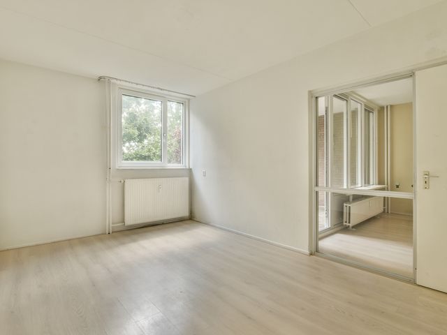 Tarwekamp 86, Diemen