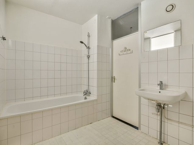 Tarwekamp 86, Diemen