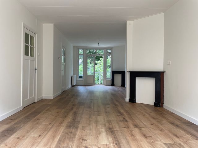 Admiraal de Ruijterweg 354 1, Amsterdam