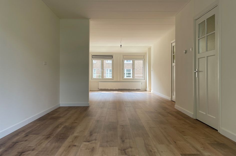 Admiraal de Ruijterweg 354 1