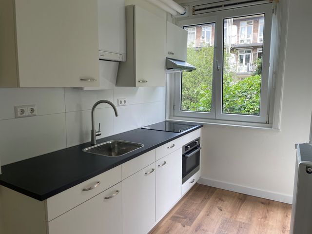 Admiraal de Ruijterweg 354 1, Amsterdam