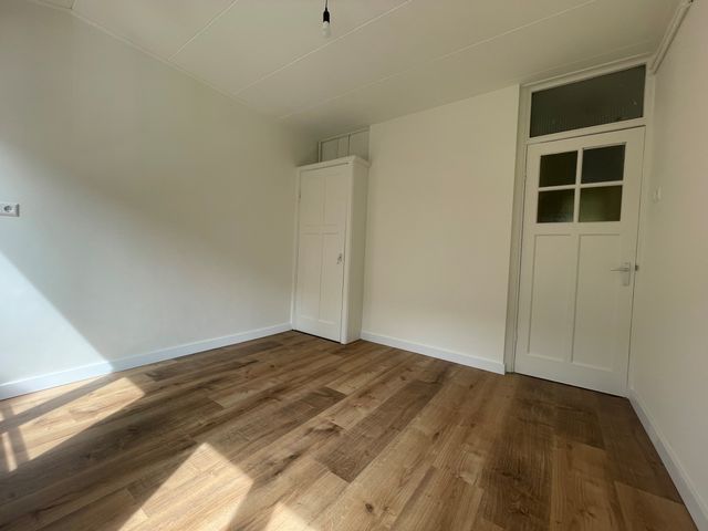 Admiraal de Ruijterweg 354 1, Amsterdam