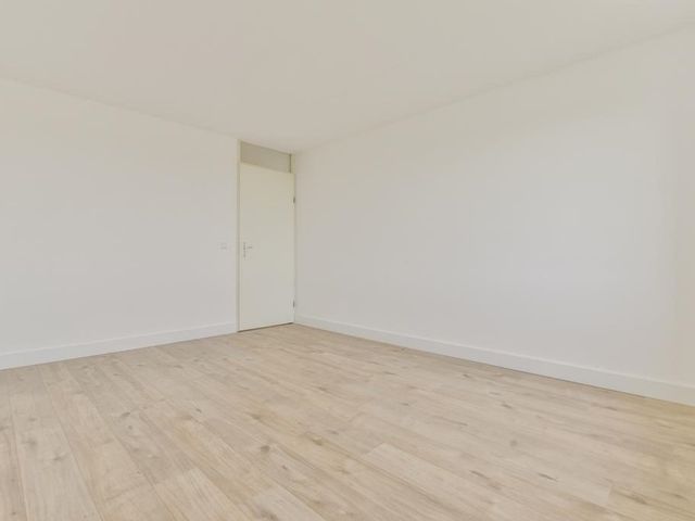 Hermelijnvlinder 99, Diemen