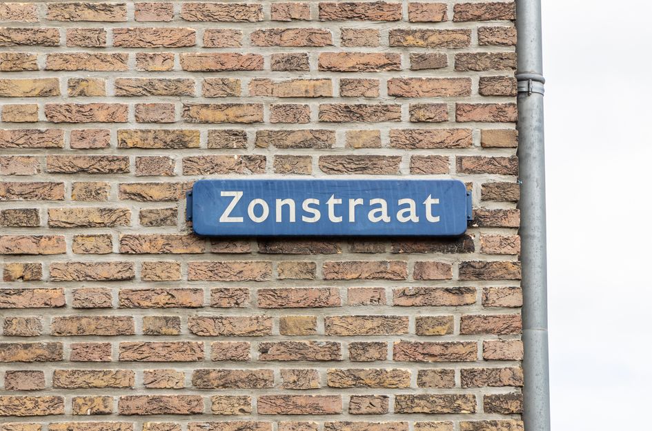 Zonstraat 12