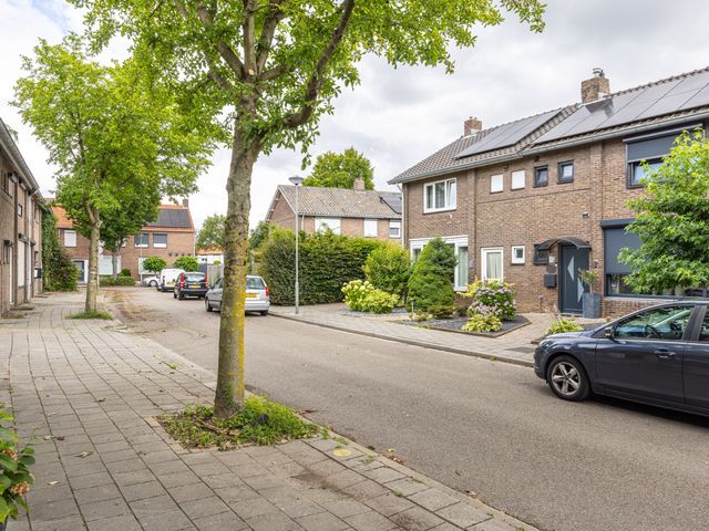 Zonstraat 12, Geleen
