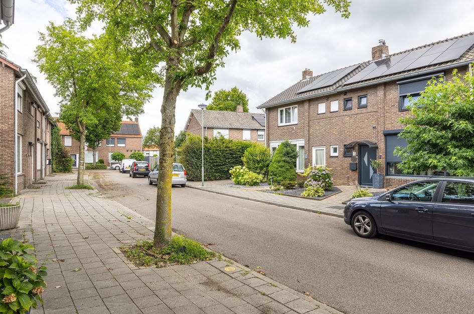 Zonstraat 12