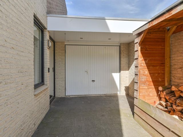 Jos van Aalderenlaan 72, Hoogeveen