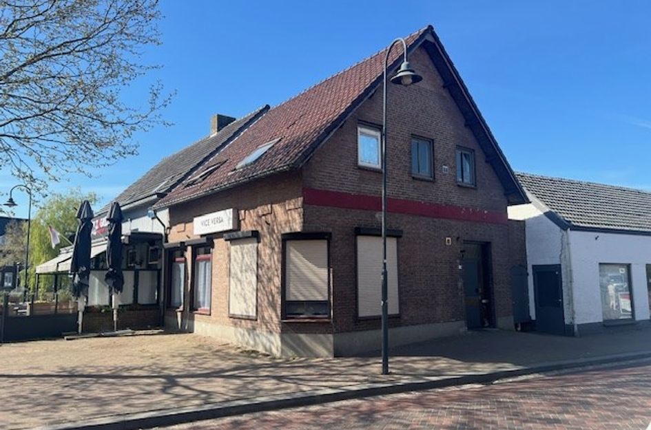 H. Hartplein 28