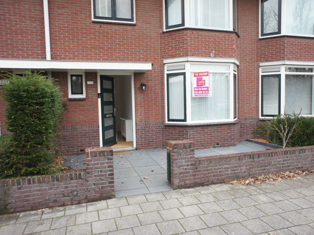 Zandzeggelaan 199, Den Haag