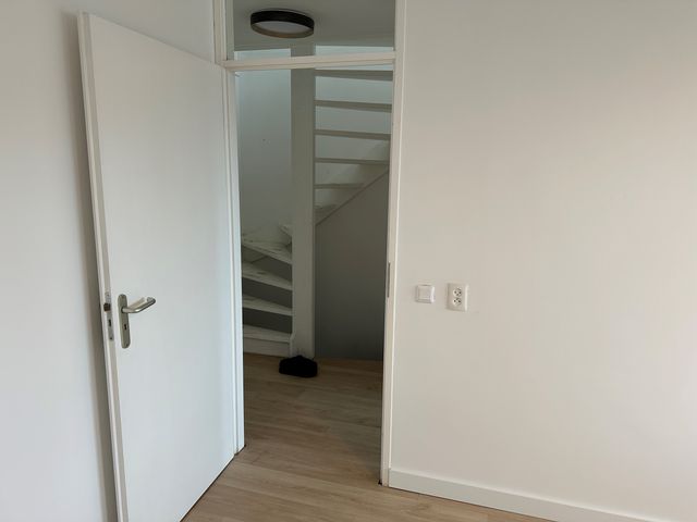 Zandzeggelaan 199, Den Haag