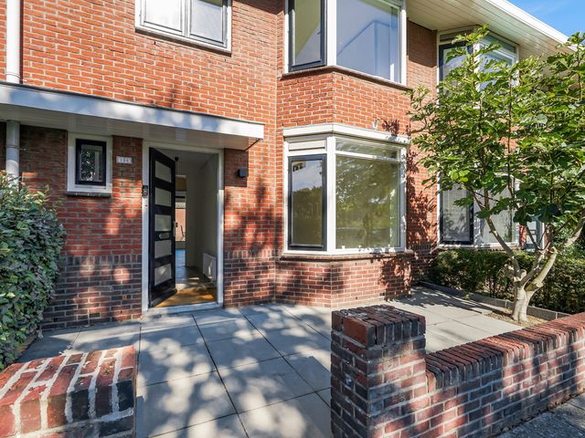 Zandzeggelaan 199, Den Haag