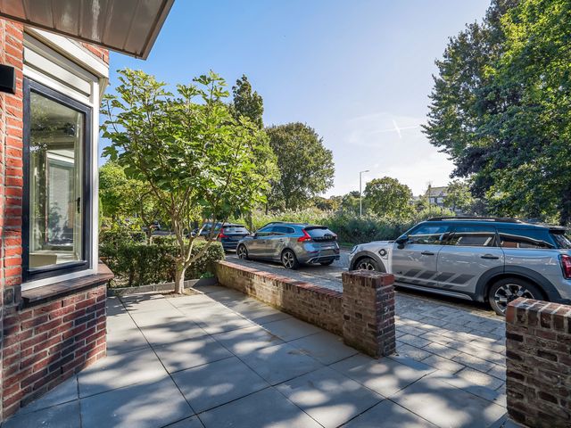 Zandzeggelaan 199, Den Haag