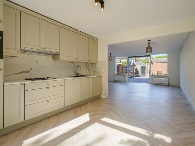 Zandzeggelaan 199, Den Haag