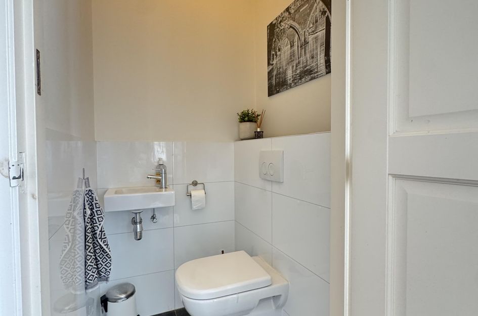 Agnes van Leeuwenberchstraat 1