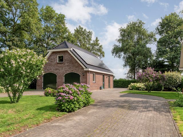 Slagenweg 3, Anerveen