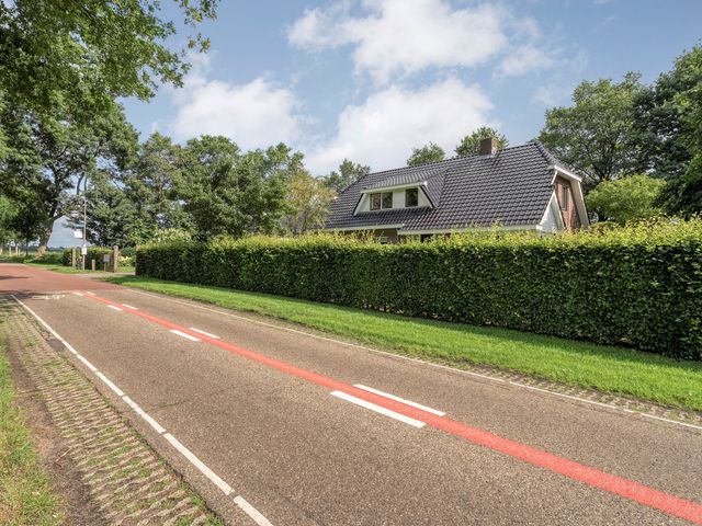 Slagenweg 3, Anerveen