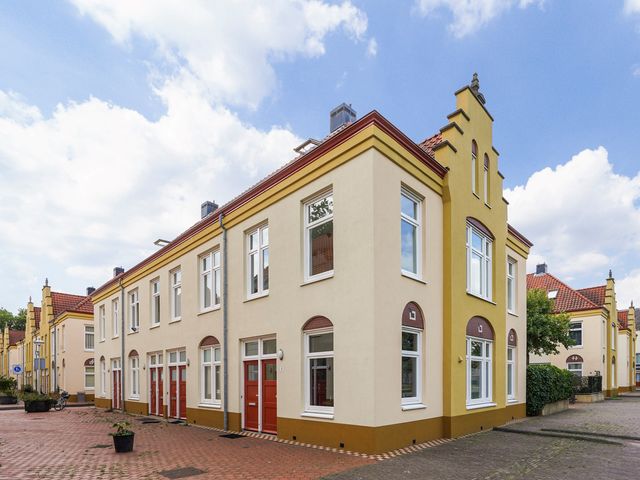 Schelfhoutstraat 1, Den Haag