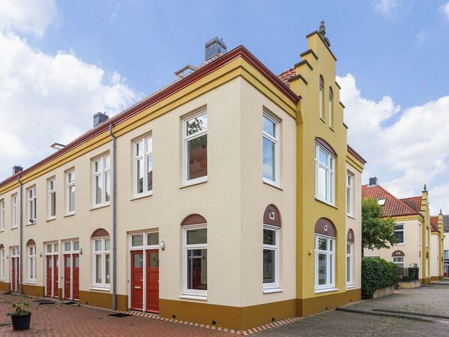 Schelfhoutstraat 1, Den Haag