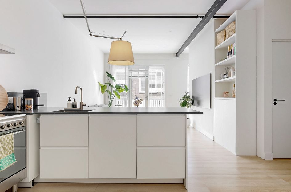 Max Velthuijskade 27