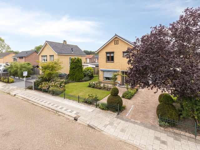 Grintweg 66, Moerdijk