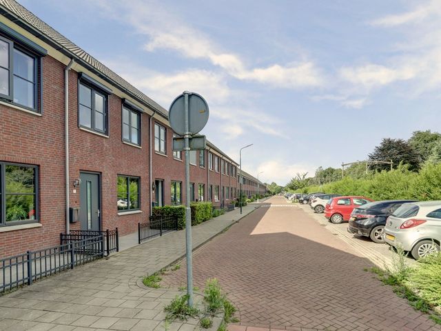 Pastoor van der Meijdenstraat 7, Oisterwijk
