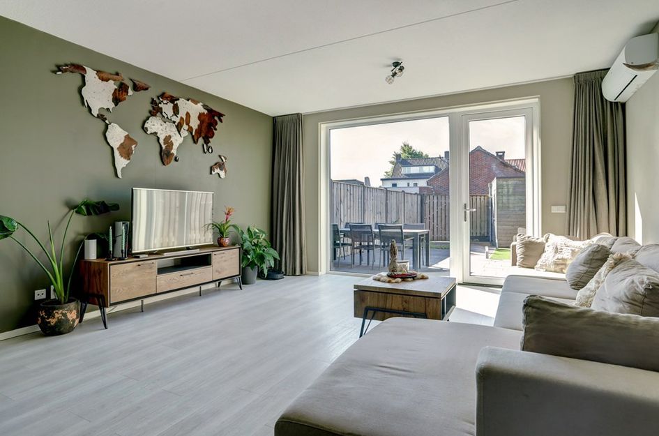 Pastoor van der Meijdenstraat 7
