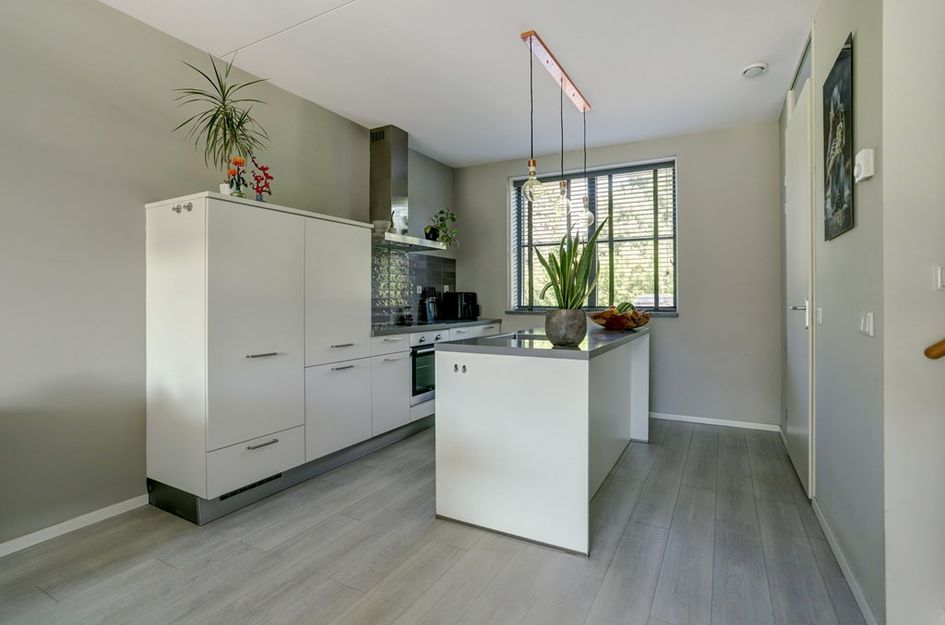 Pastoor van der Meijdenstraat 7
