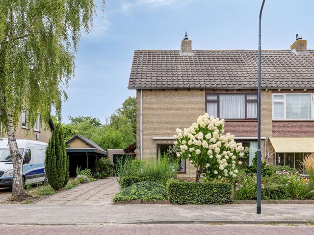 Oude Bredaseweg 6B, Bavel