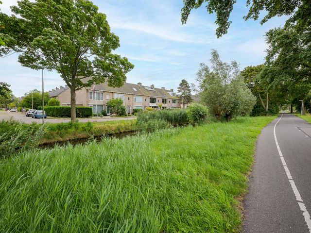 Gustav Mahlerlaan 24, Voorschoten