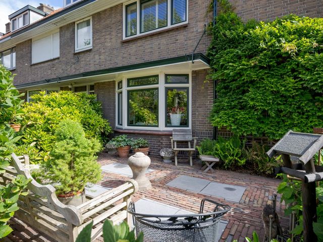 Papelaan 116, Voorschoten