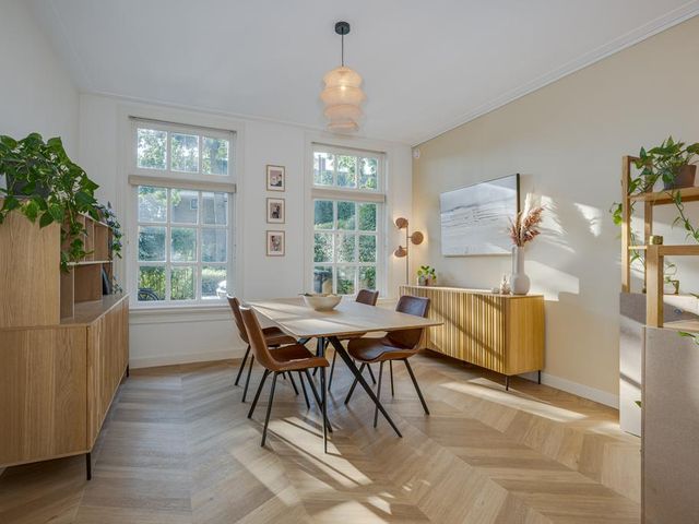 Papelaan 34, Voorschoten