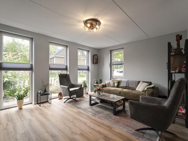 Kastanjehout 1, Julianadorp