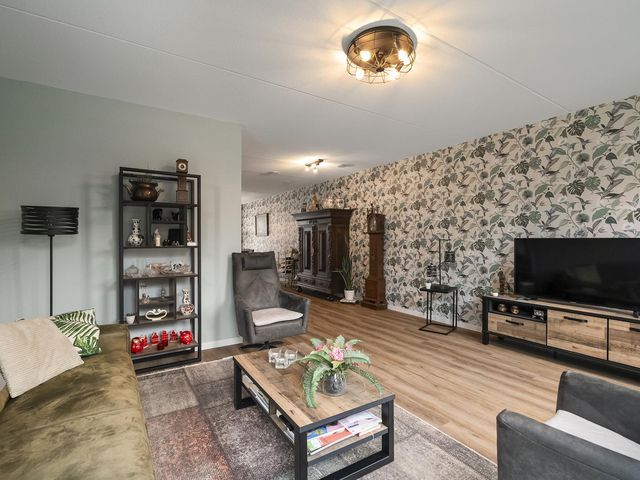 Kastanjehout 1, Julianadorp