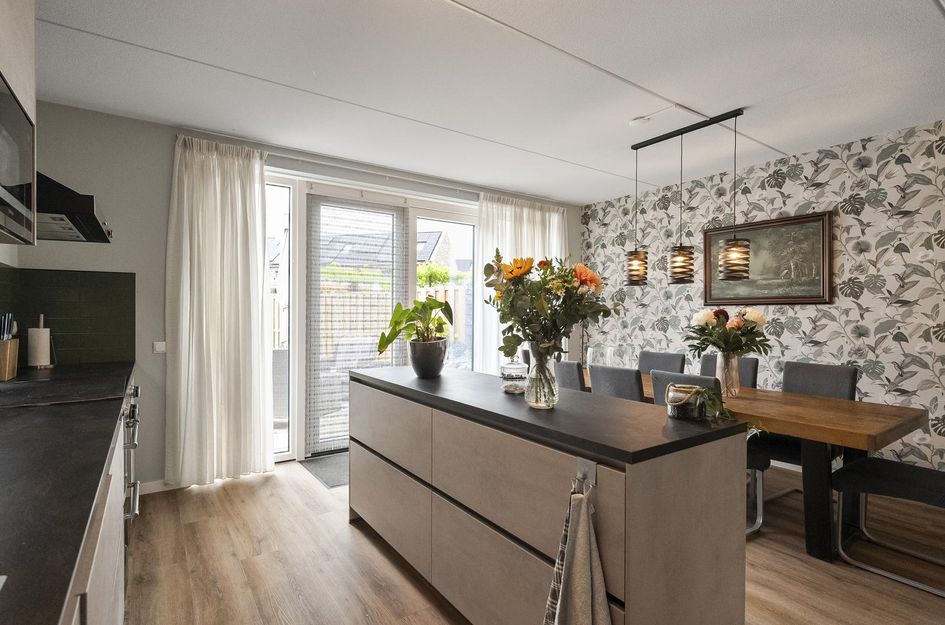 Kastanjehout 1