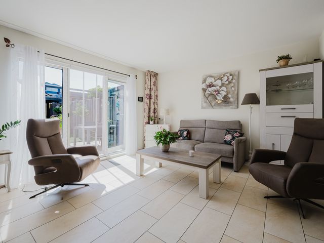 Troelstrapad 11, Spijkenisse