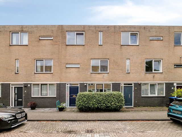 Henriëtte van der Meystraat 42, Leiden