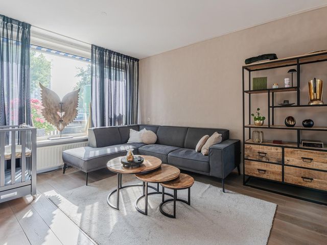 Hazelaarstraat 4, Hoogeveen