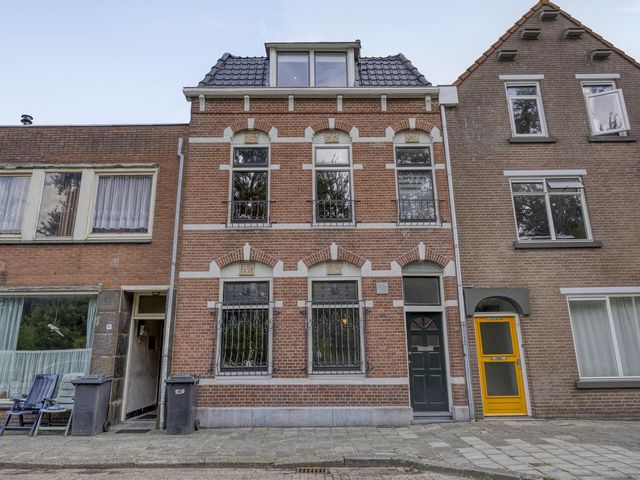 Grenulaan 50, Terneuzen
