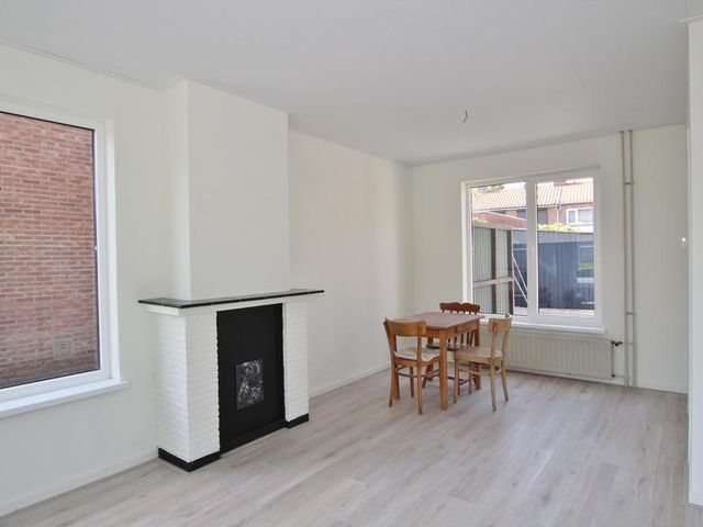 Zandstraat 147, Sas van Gent