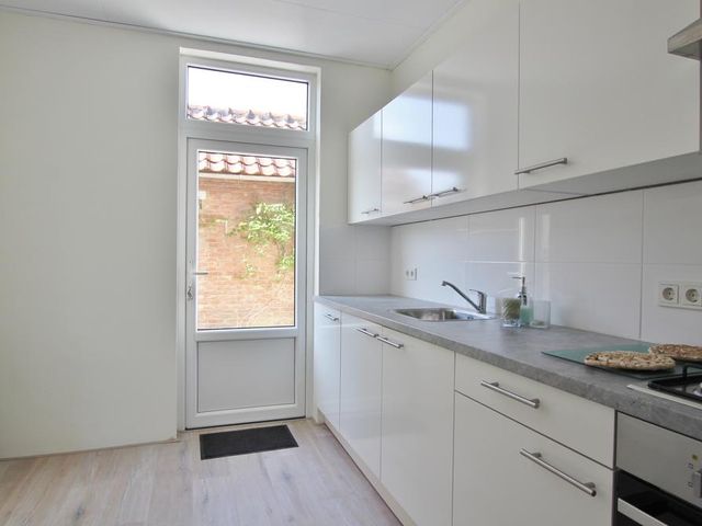 Zandstraat 147, Sas van Gent